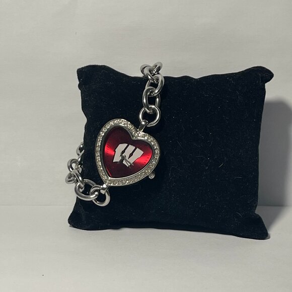 Wisconsin Badgers NCAA Heart Stainless-Steel Bracelet Watch by Game Time NEW - Picture 1 of 5